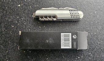 Starozitny mlyncek na kavu - 4