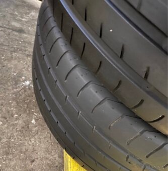 Yokohama 285/40 R21 letné - 4