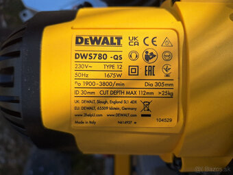 Pokosova pila DeWALT DWS 780 Q5 - 4