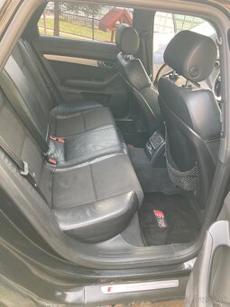 Audi A6 - 4