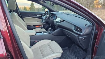 Insignia Country Tourer - 4