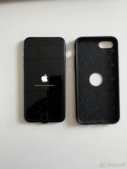 iPhone SE2020 - 4