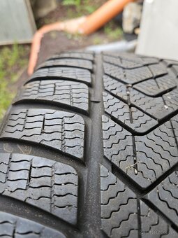zimné 245/45 R18 DOT 2821 - 4