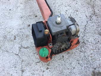 HUSQVARNA 235R / JONSERED GR2036 - 4