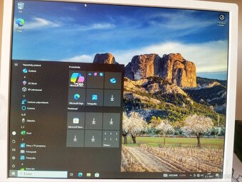 Predám desktop Lenovo M73 i5-4460 3,2 GHz RAM 4/ 233 HDD - 4