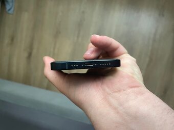 iPhone 13 128GB - 4