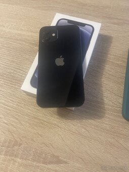 Apple iPhone 12 / 64GB Black / TOP stav - 4