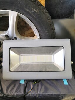 LED reflektory - 4