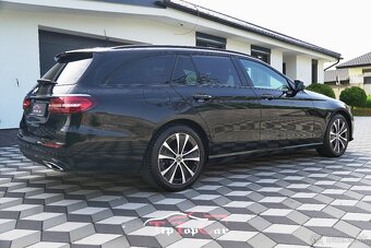 ⏩ Mercedes-Benz E trieda Kombi E300de 143kW 9G-TRONIC Night - 4