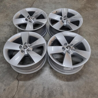 Hliníkové Škoda disky 5x112 R17 7J ET40 - 4
