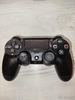 Playstation 4 PRO 1T - 4