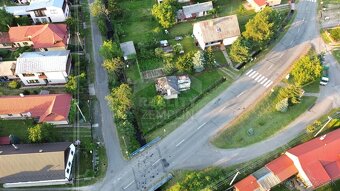 Neobyčajný pozemok pri potoku - 4