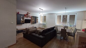 3 IZBOVÝ BYT LUČENEC - PRENÁJOM - 4