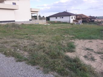 Pozemok pre výstavbu rodinneho domu - 4