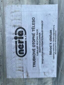 rebríkový radiátor do kúpeľne – 170 × 75 cm posledný kus - 4