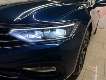 Volkswagen Passat Variant 2.0 TDI EVO Elegance DSG - 4