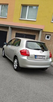Toyota Auris 1.4D - 4