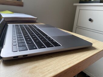 macbook Pro - 4