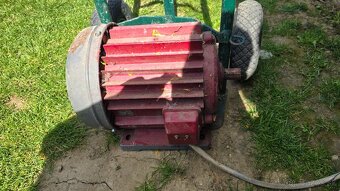 Predám elektromotor 4.4kW - 4