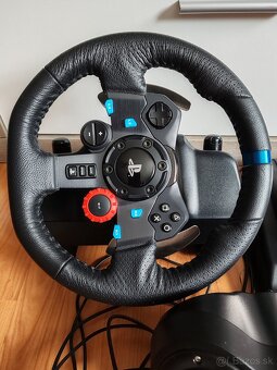 Volant Logitech + príslušenstvo - 4