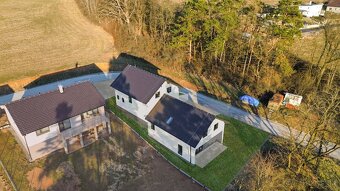 Výhodná investícia: Dva moderné rodinné domy v blízkosti ZV. - 4