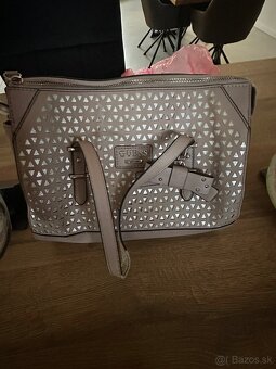 Guess - 4
