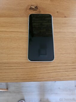 Predám iphone 11 White 64gb - 4