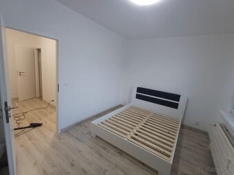 Prenajmem 1,5 izbový byt - 4