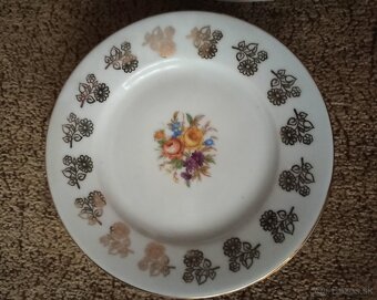 etazer a dezertna súprava tanierov - 4