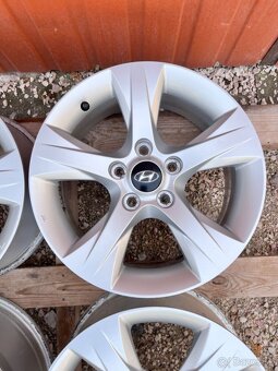 5x114,3 R16 originál alu disky Hyundai i40 - ET 40 - 4