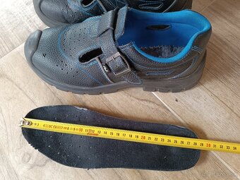 Pracovná obuv 43 - 4