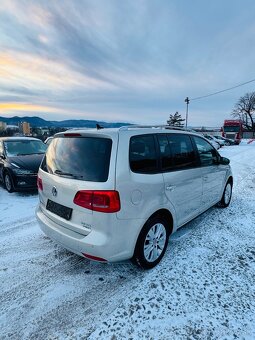 ✅ Volkswagen Touran Xenon - 4