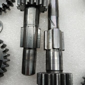 MANET 90 PŘEVODOVKA ORIGINÁL - 4