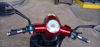 Elektrická trojkolka. - 4