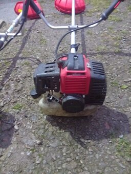 Predám tieto 2krovinorezy - 4