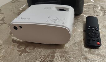 FullHD LED prenosný projektor - 4