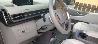 Hyundai Staria Luxury 2,2CRDi, 4x4 Automat - 4