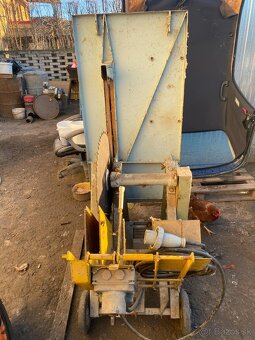 predam tovarensky cirkular NAREX HvP 60 - 4