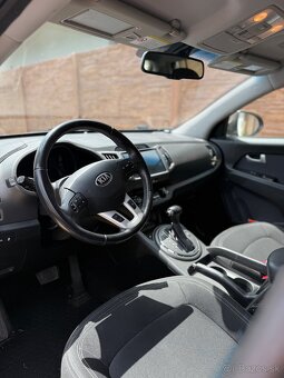 Kia Sportage - 4