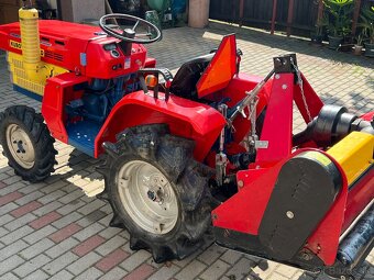 KUBOTA B1600 D - 4