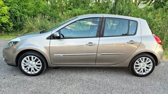 Predám Renault Clio Exclusive 1.6 automat - 4