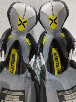 Korčule Bauer hyperlite 2 - 4