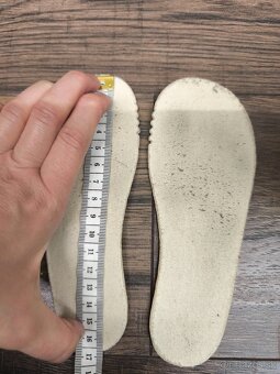 BERGSTEIN GUMÁKY 26 - 4