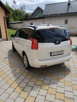 Peugeot 5008 2.0 hdi Allure 7 miest - 4