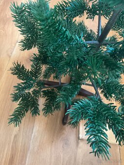 Predám retro umelý vianočný stromček - 4