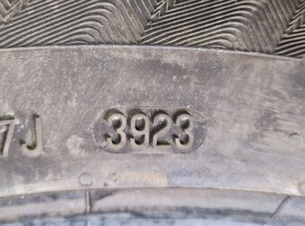 Sada zimných pneumatík MATADOR NORDICCA MP93 225/55 R17 101V - 4