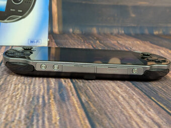 Playstation Vita OLED, 8GB, hry Crash, GTA, God of War - 4