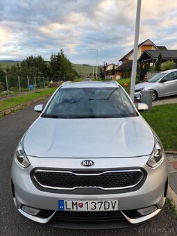 Kia Niro 1.6 GDI Automat - 4