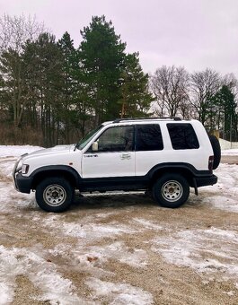 Predám Isuzu Trooper 3.0 DTi - 4