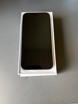 iPhone 15 Pro Max 256 GB - 4